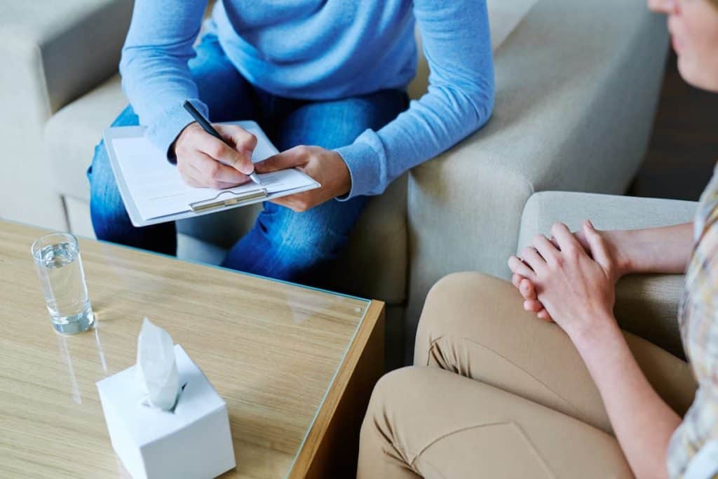 Comparing CBT vs DBT therapy