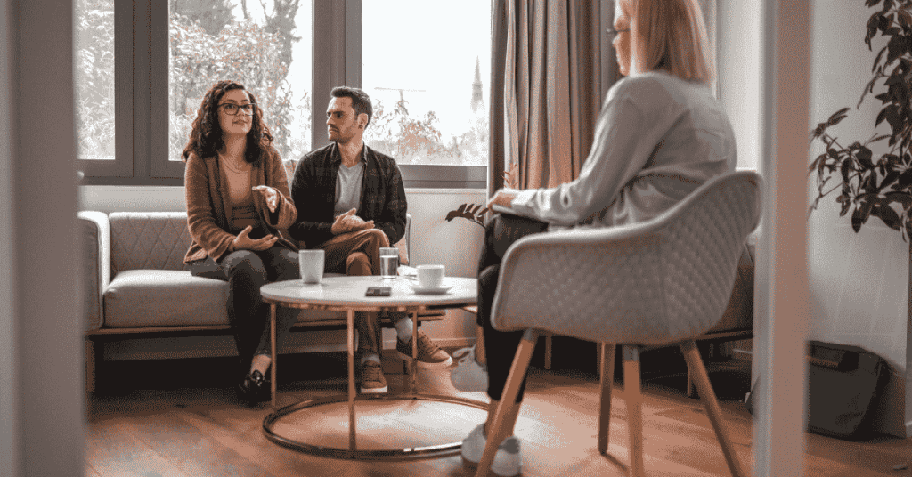 Individual vs Couples Therapy