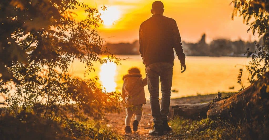 how does childhood trauma affect adulthood