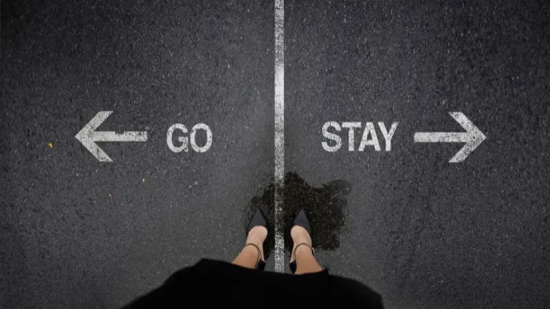 An image showing what is discernment counseling by depicting crossroads